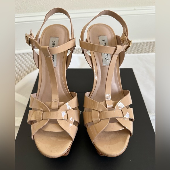 Steve Madden Patent Leather Platform Sandals Sz 38.5 - Picture 1 of 8